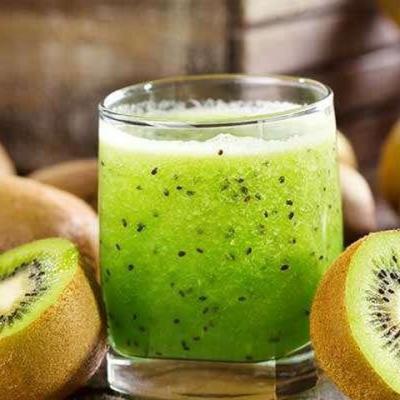 Nước ép kiwi lô hội 1